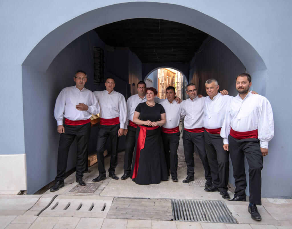 Klapa Skradinski buk – snimanje spota Skradin – 2022 – fotograf Mario Gregov (6)