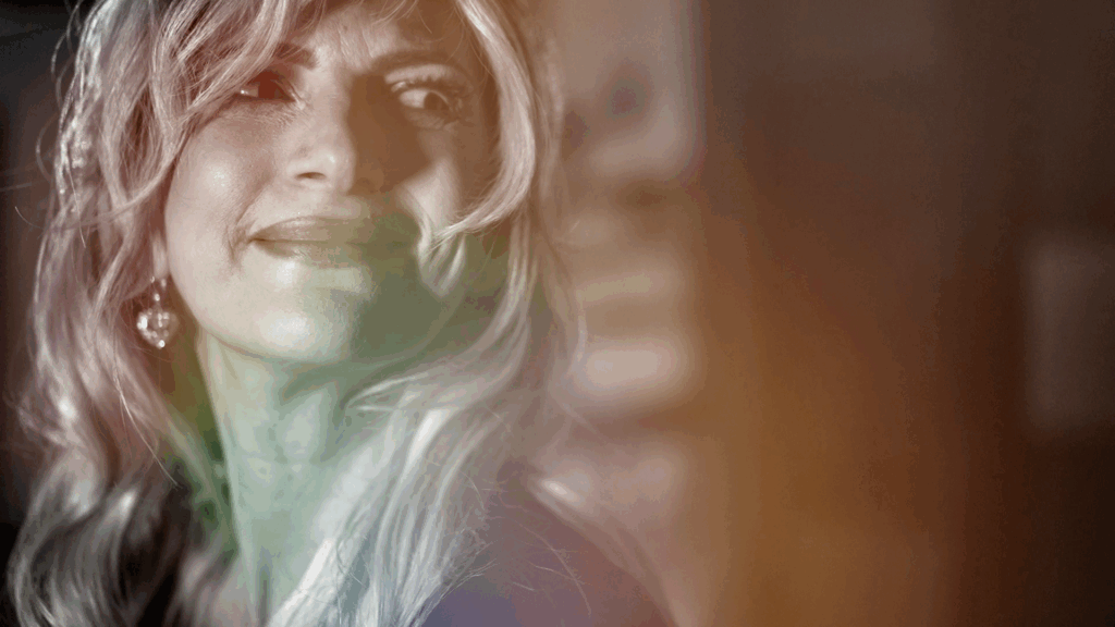 Wenn Die Dunkelheit Spricht_YT.00_00_19_21.Still001