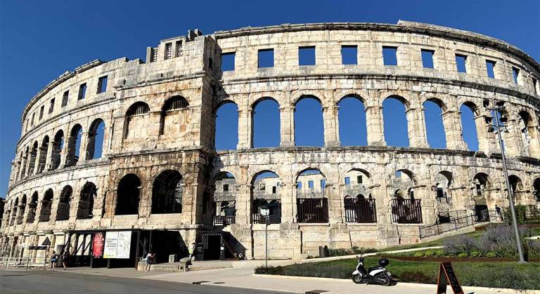Pula – Arena